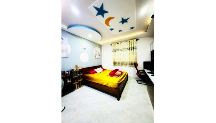 Mặt tiền hẻm kinh doanh Nguyễn Thị Tần 4x16 đúc 4 tầng chỉ 12 tỷ 3